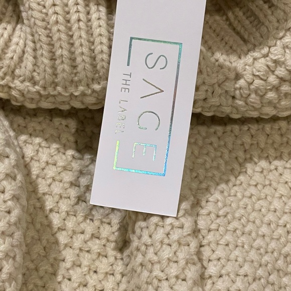 🆕 Sage The Label - Oversize Thick Turtleneck Sweater - Cream - Small - Picture 7 of 9